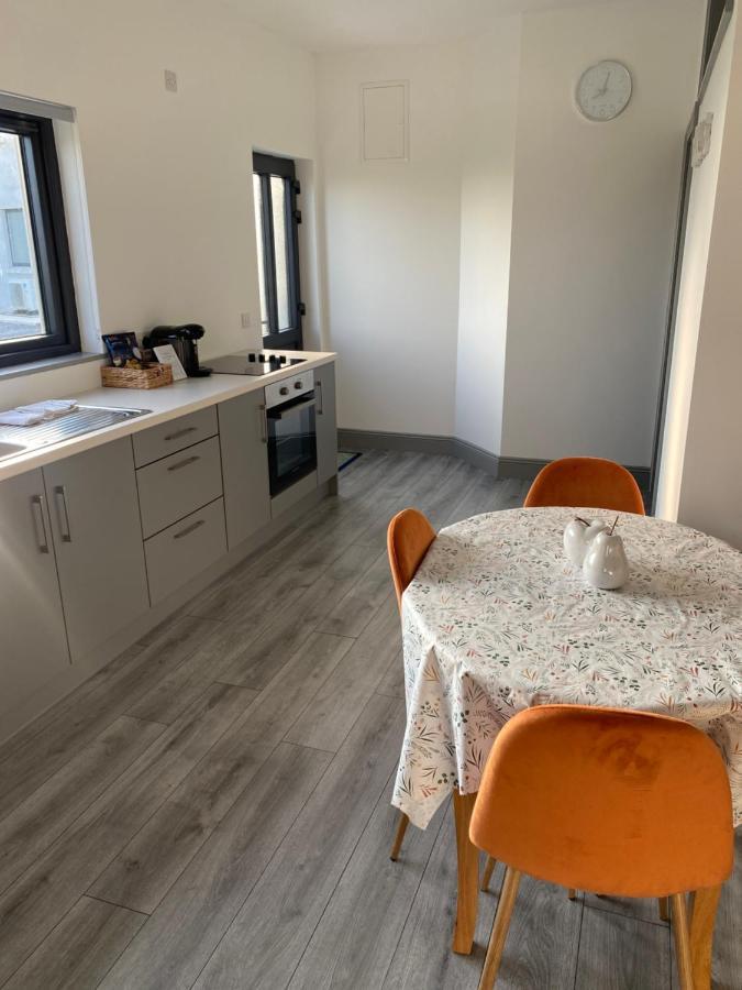 Hill Top View Apartment Lahinch Buitenkant foto