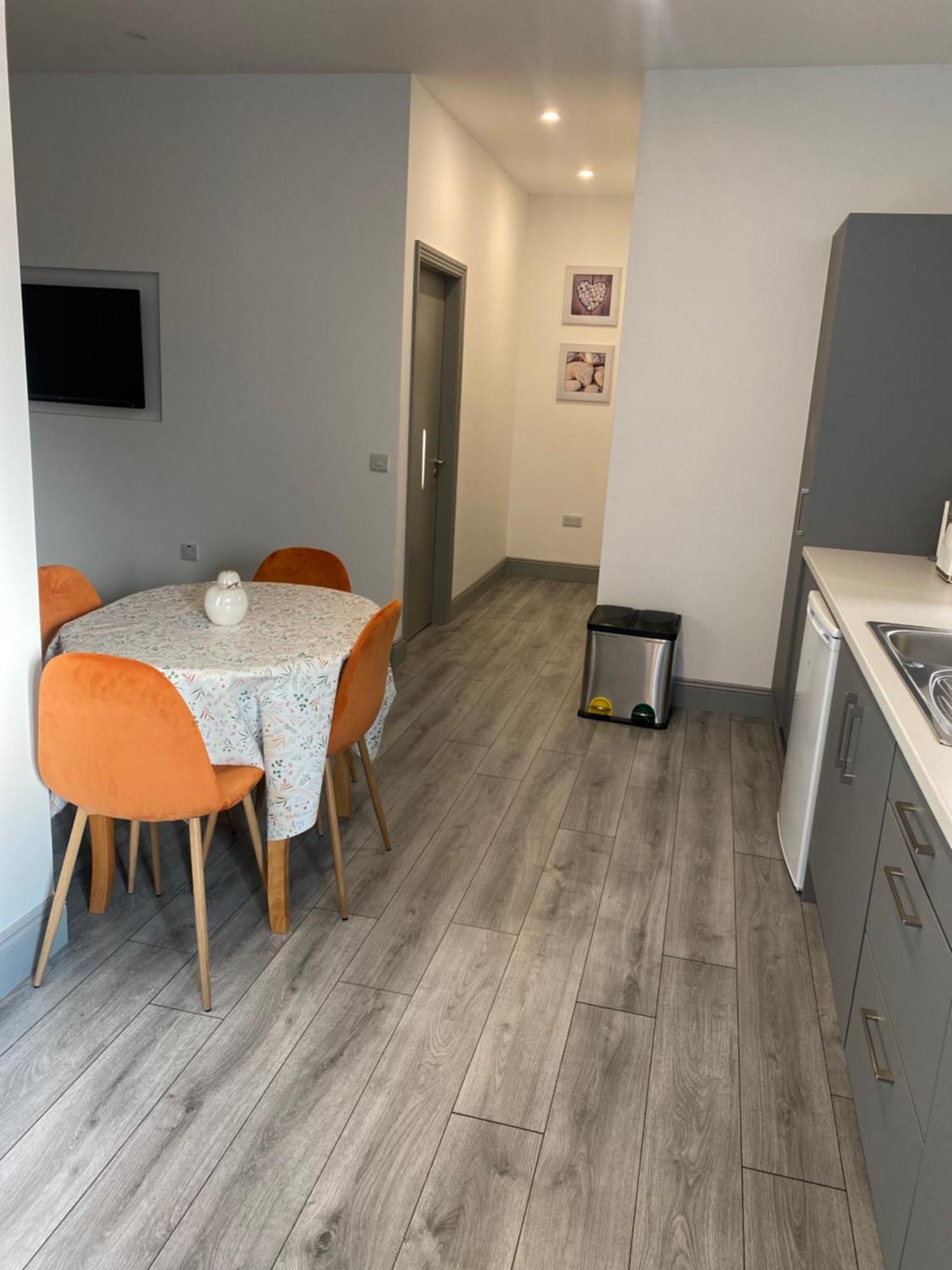 Hill Top View Apartment Lahinch Buitenkant foto